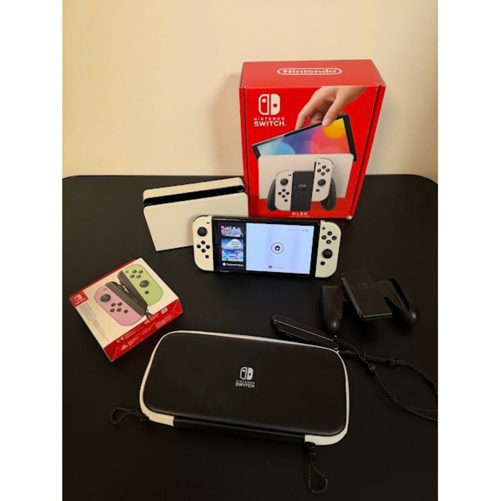 Gaming Nintendo Switch OLED Console Unisex White HEG-001 Bundle Extra Joy-Cons - Picture 8 of 9